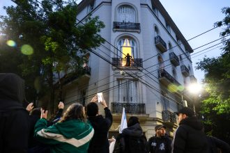 Conmemoración de Néstor Kirchner: Derrota electoral y crisis K