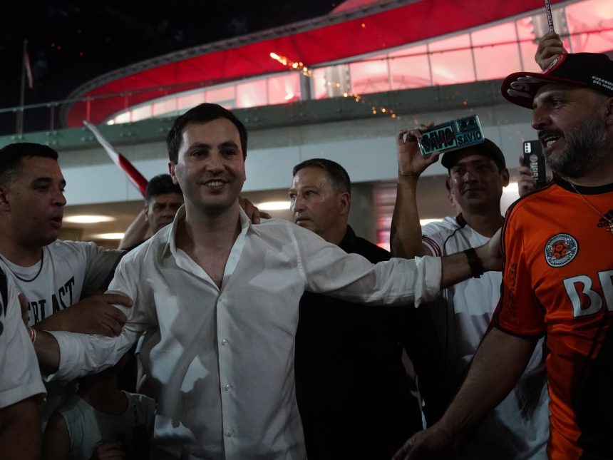 Stefano Di Carlo: Nuevo presidente de River con récord histórico