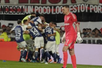 ¡Increíble! Gimnasia rompe la racha en el Monumental tras 20 años