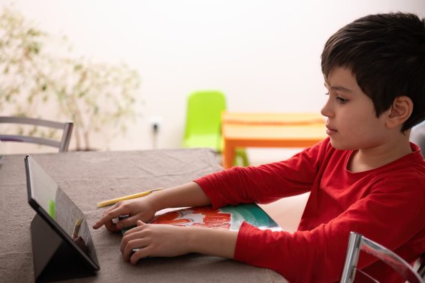 Cómo la tecnología fomenta la empatía y solidaridad en los jóvenes