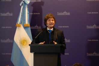 Javier Milei: Llave de Miami y Gala Conservadora en Palm Beach