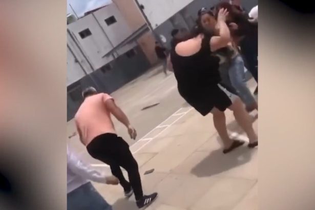 Impactante: Dos madres se enfrentan a golpes en escuela de José C. Paz