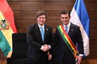 El consejo de Milei al nuevo presidente de Bolivia: ¡Aprende de mí!