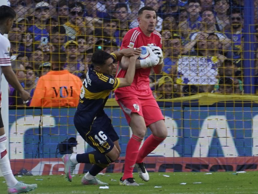 Franco Armani y Juanfer Quintero: Autocrítica tras el Superclásico