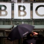 Trump lanza amenaza de demanda a la BBC por mil millones de dólares