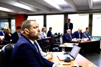 Juicio Político al Juez Federal: Acusado de Robar 144 Monedas de Oro