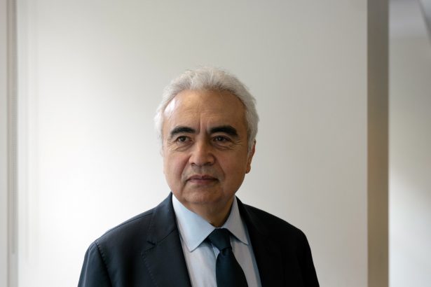 Descubre por qué todos buscan al ‘hombre más aburrido del mundo