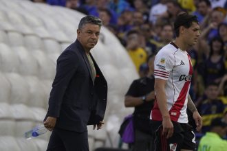 River en la cuerda floja: ¿Una derrota ante Vélez lo dejará fuera?