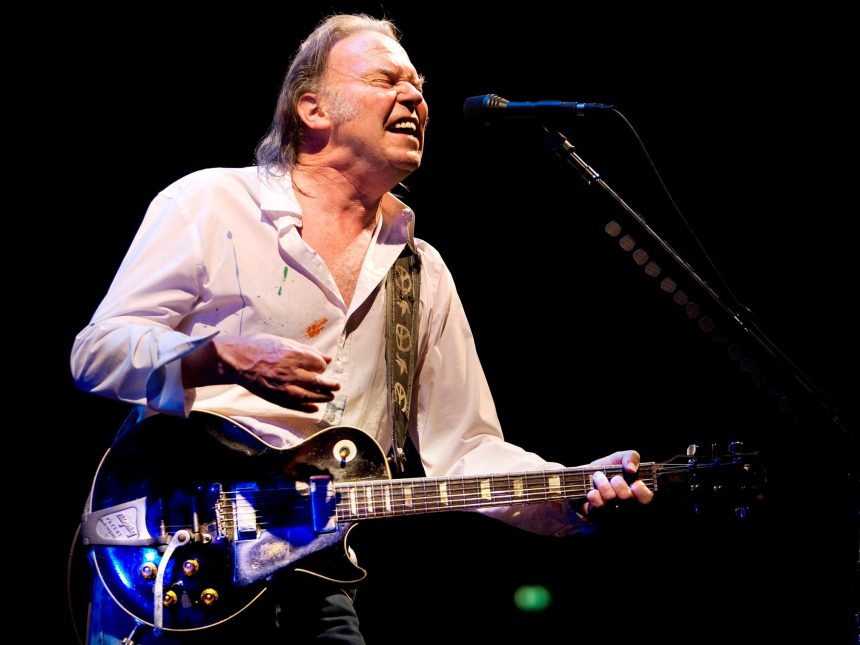 Cómo una frase de Neil Young transformó el rock: Oasis, Lennon y Cobain