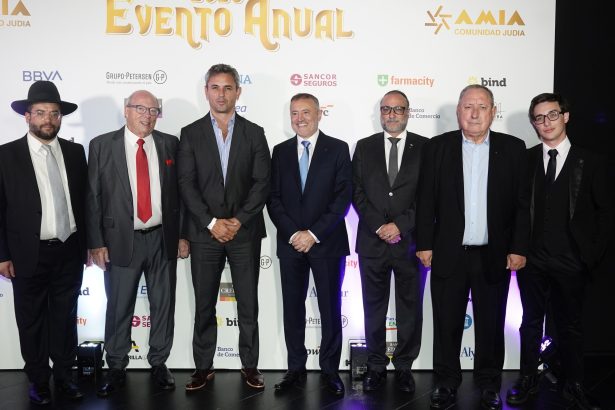 AMIA: La comunidad judía muestra su fortaleza y resiliencia