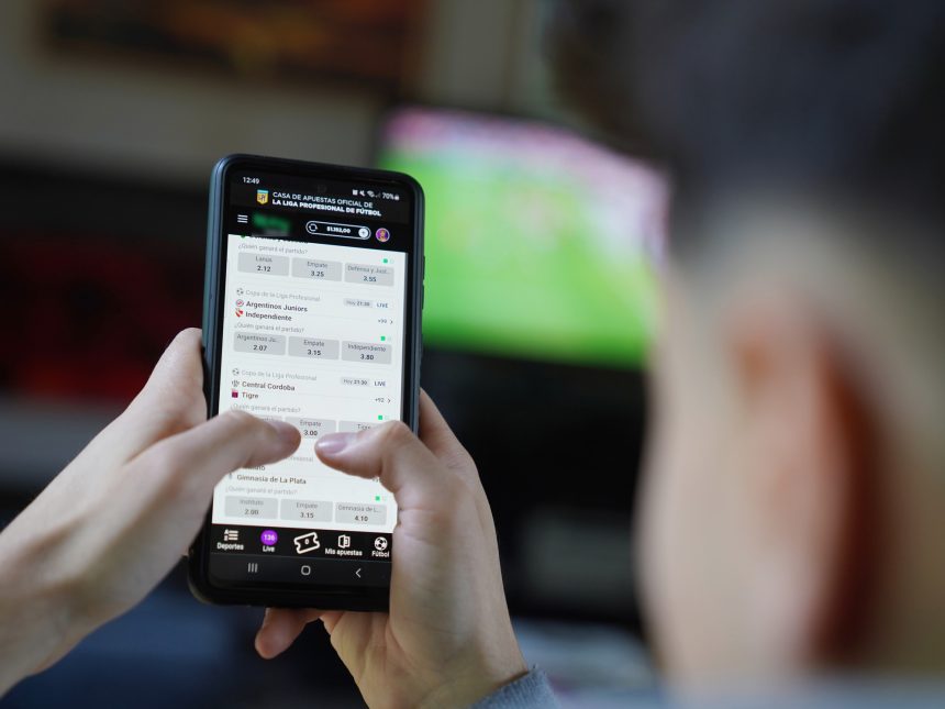 Guía esencial para prevenir la ludopatía en menores ante apuestas online