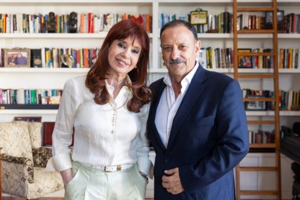 Cristina Kirchner se reúne con Ricardo Quintela: ¿Desaire de Milei?