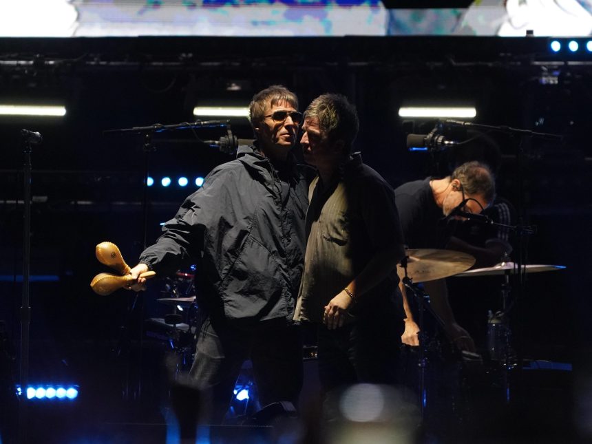 Oasis deslumbró en Argentina: River Plate vibró de felicidad