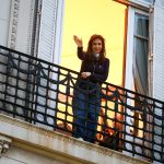 Tribunal ordena decomisar 20 propiedades de Cristina Kirchner