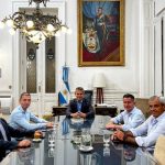 Milei refuerza su bloque: tres radicales se unen al libertario