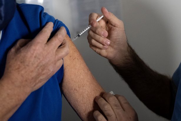 Escasez de Vacunas Pfizer en Provincias: Impacto del Rebrote de Covid