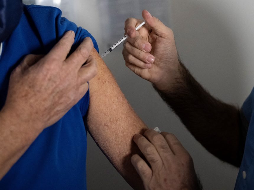 Escasez de Vacunas Pfizer en Provincias: Impacto del Rebrote de Covid