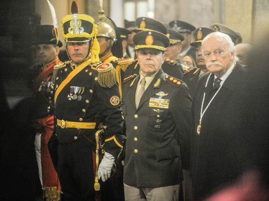 Revolución en Defensa: Militar aliado de Milei asume el cargo