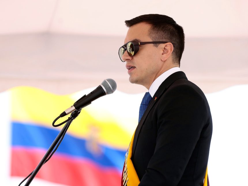 Ecuador: Noboa cumple dos años en medio de crisis y narcotráfico