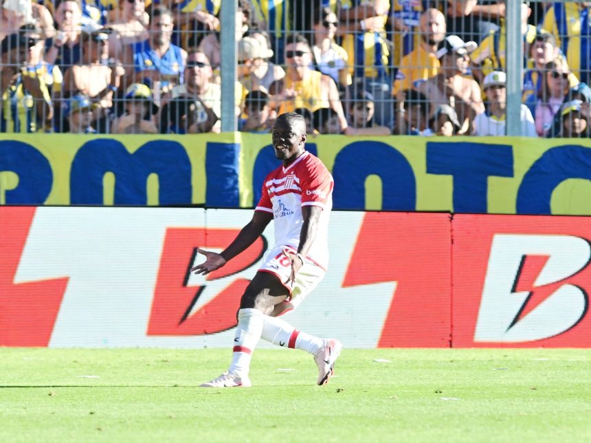 Estudiantes frustra a Rosario Central y lo elimina de los playoffs