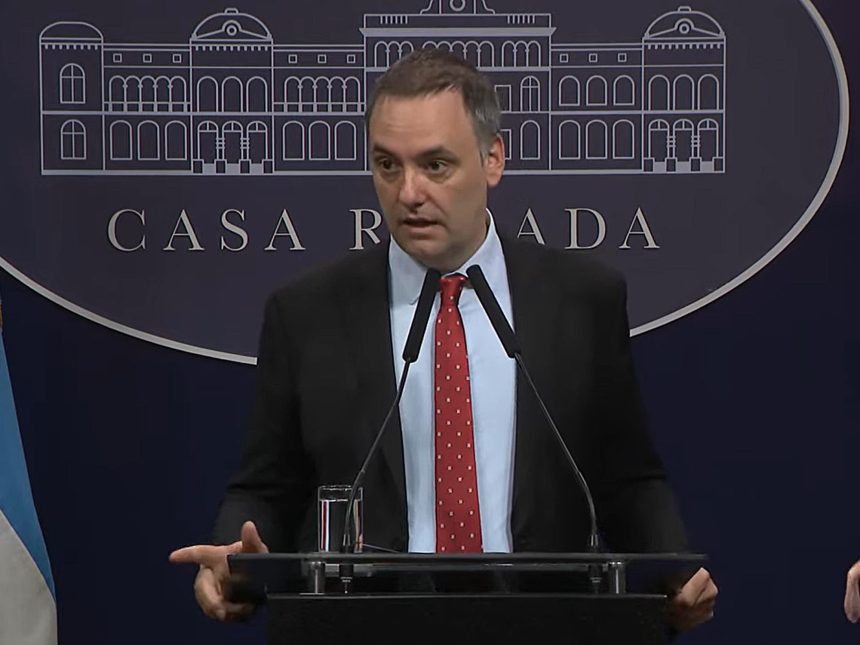 Javier Milei y Adorni: Última reunión del Consejo de Mayo antes del Congreso