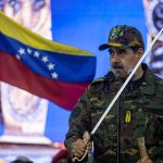 Caracas se Levanta: El Chavismo Resiste la Amenaza de EE. UU