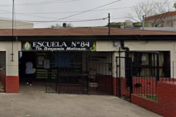 Escuelas en crisis: Maestra gravemente herida por madre de alumno