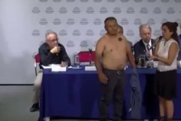 Impactante exposición antivacunas en el Congreso: ¿Prueba magnética?