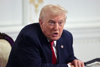 Trump Anuncia Suspensión Permanente de Migración del Tercer Mundo