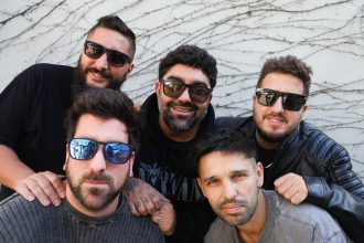 Cruzando el Charco: De pequeños escenarios a grandes éxitos