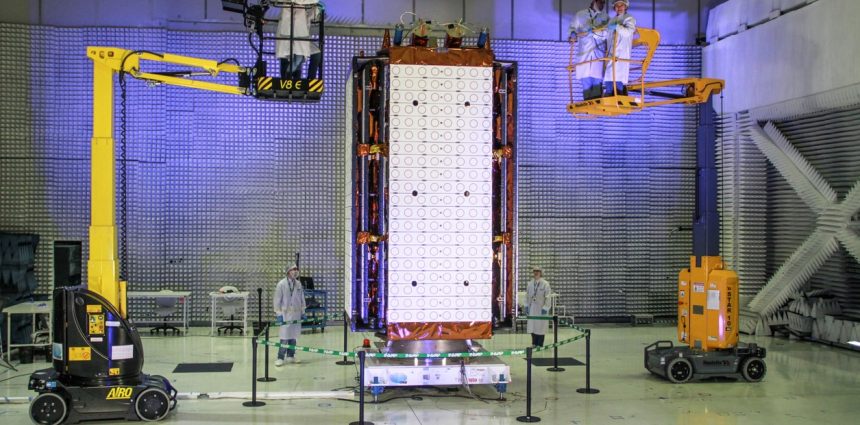 Expertos se reúnen para definir el futuro del desarrollo satelital en Argentina