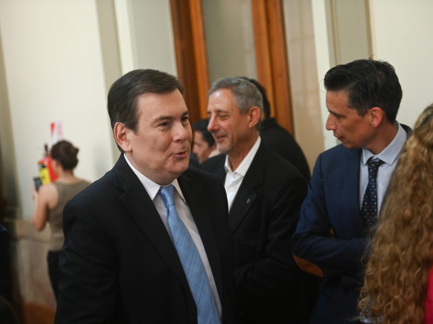 Zamora se Independiza: Nuevo Bloque en el Senado y Fuera del Peronismo