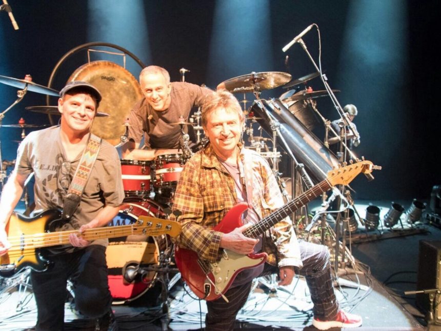 Andy Summers revive los clásicos de The Police con talentosos músicos