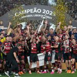 Flamengo conquista su cuarta estrella en una polémica final ante Palmeiras