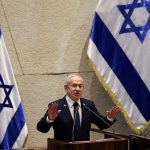Netanyahu solicita indulto al presidente en su juicio por corrupción