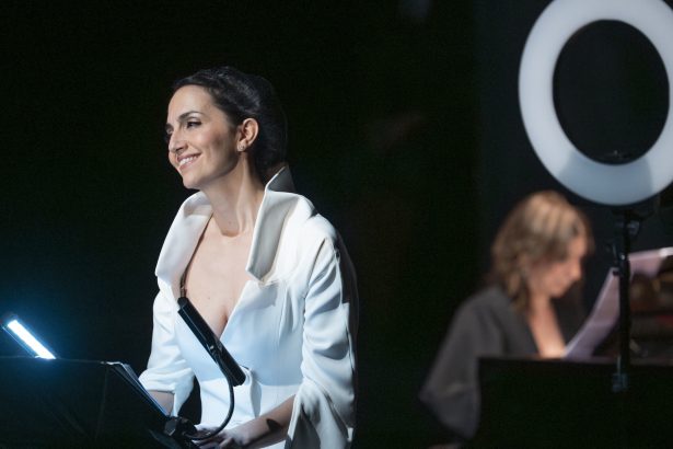 Descubre ‘Sócrates’ de Erik Satie en el Colón: Belleza y Sabiduría