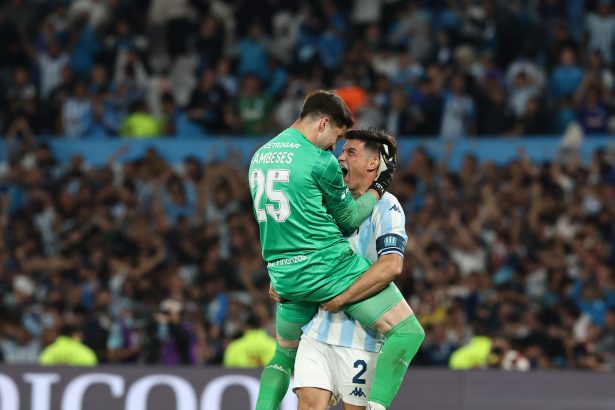 Cambeses brilla en penales y lleva a Racing a semifinales contra Boca