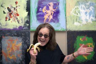 Descubre el sorprendente legado artístico de Ozzy Osbourne con chimpancés