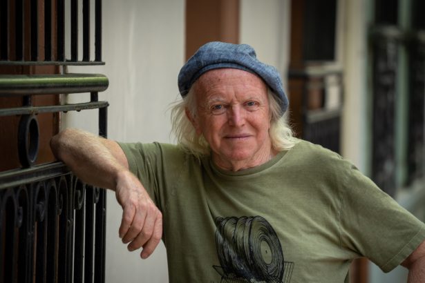 Miguel Cantilo a los 76: Rock, denuncia y legado familiar