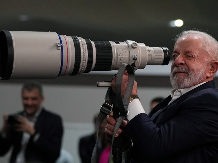 Encuesta revela: Lula da Silva aventaja a hijo de Bolsonaro por 15 puntos