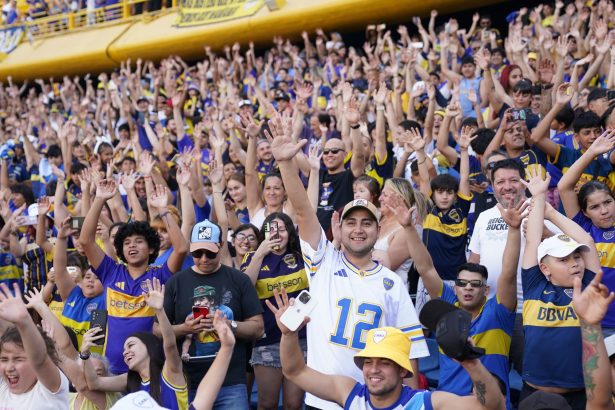 Fiesta en la Bombonera: Hinchas de Boca Celebran su Pasión en Paz