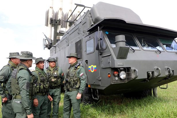 Venezuela Refuerza Vigilancia Aérea ante Incursiones de EE.UU