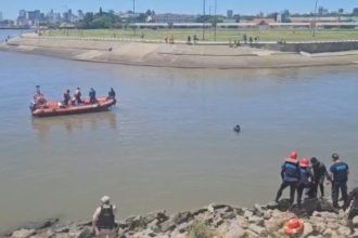 Tragedia en la Costanera: Hombre se ahoga al salvar a cuatro niños