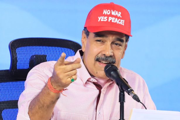 Maduro se burla de Corina Machado: ‘Su cerebro está roto