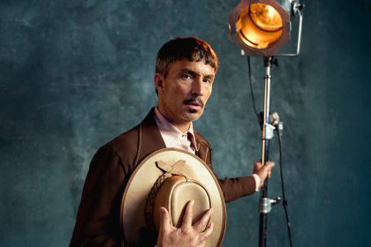 Emmanuel Horvilleur a los 50: Disco gótico, paternidad y reencuentros