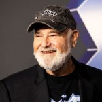 Descubre las Impactantes Causas de la Muerte de Rob Reiner y Su Esposa