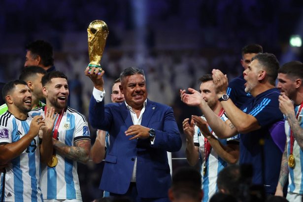 Claudio ‘Chiqui’ Tapia: De ‘Todo pasa’ a ‘Todo llega’ tras Qatar 2022