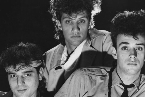 Soda Stereo: Su Inolvidable Debut en Olivos con Solo 15 Amigos
