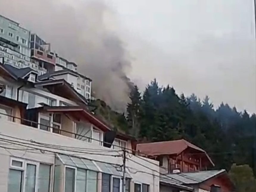 Bariloche en Alerta: Incendio Forestal Amenaza Sanatorio Residencial