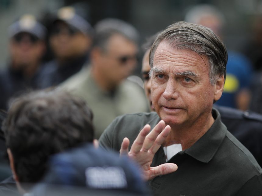 Jair Bolsonaro saldrá de prisión por Navidad para someterse a cirugía